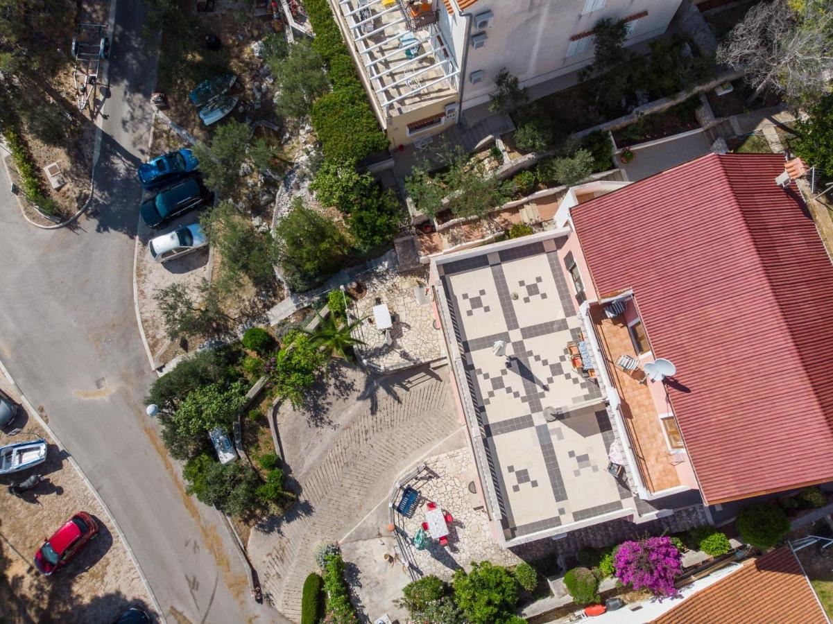 Apartments Villa Julija Mali Lošinj Exterior foto
