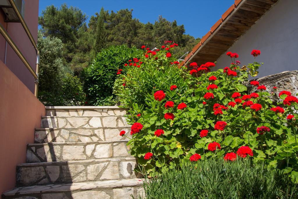 Apartments Villa Julija Mali Lošinj Cameră foto