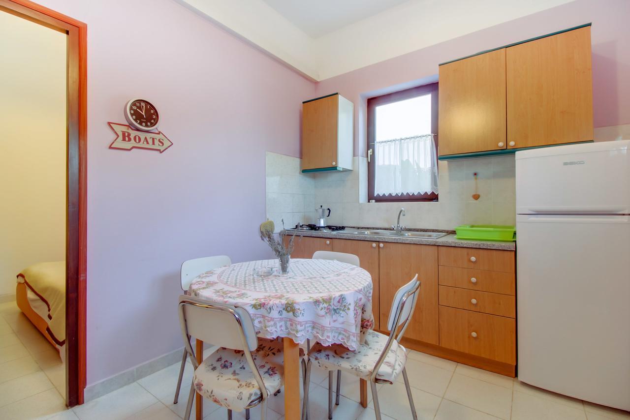Apartments Villa Julija Mali Lošinj Exterior foto